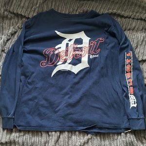 MLB, Detroit Tigers, Woman’s XL, Navy Blue, White, and orange